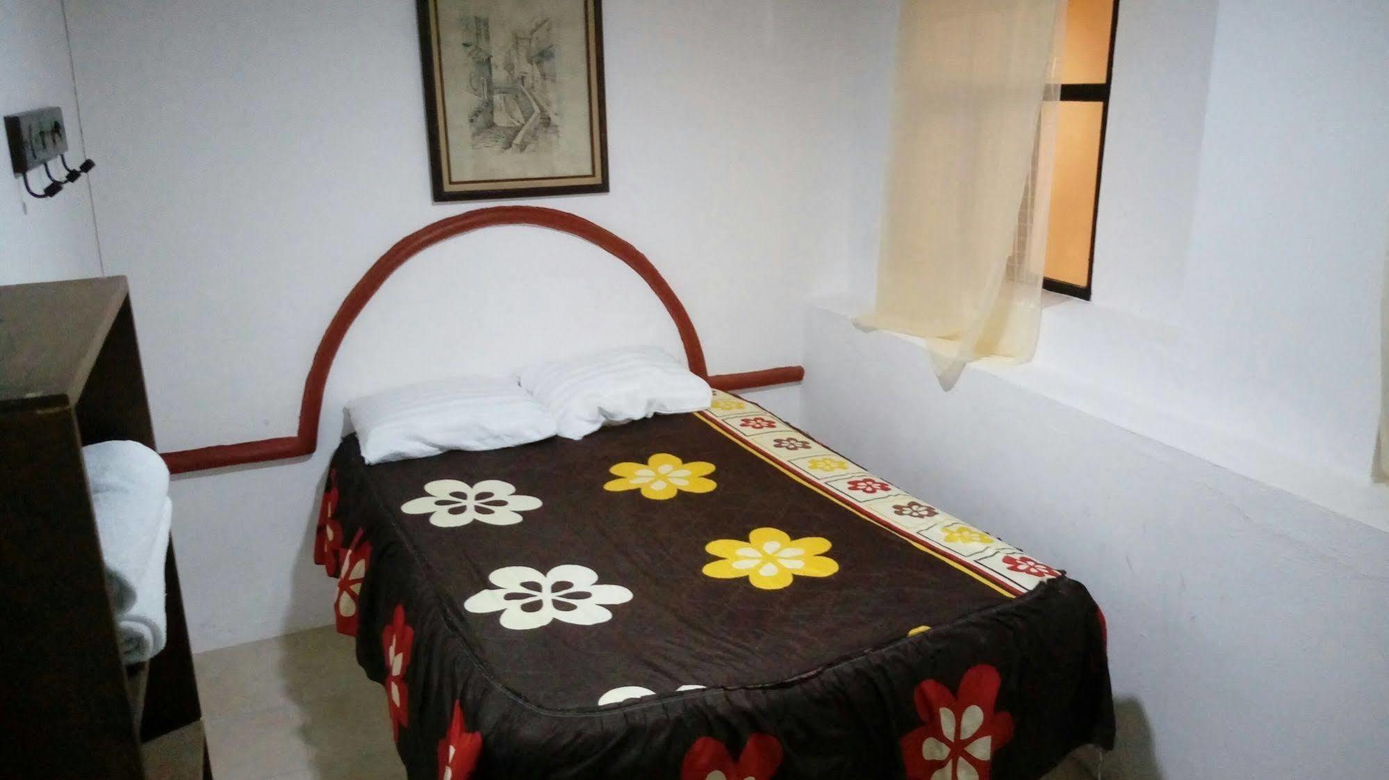Hotel Posada De La Condesa Guanajuato Bagian luar foto